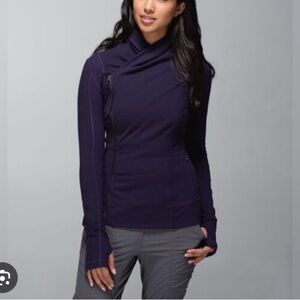 Lululemon Bhakti Jacket Black Grape Purple Size 8